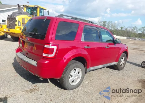 2010 Ford Escape Xlt from USA, damaged, VIN 1FMCU9D78AKD07463